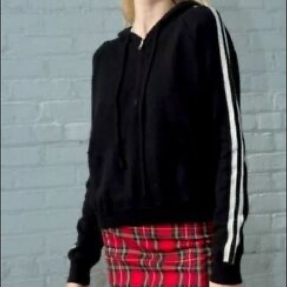 brandy melville black/white stripes jenna half zip